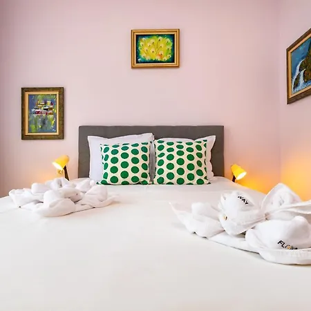 The Pad Your 1-bd Hideaway In The Center By Flat Mаnager Διαμέρισμα Φιλιππούπολη